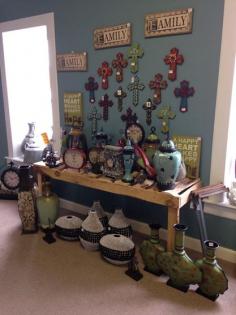 Find a variety of beautiful vases, clocks, pictures and more! 